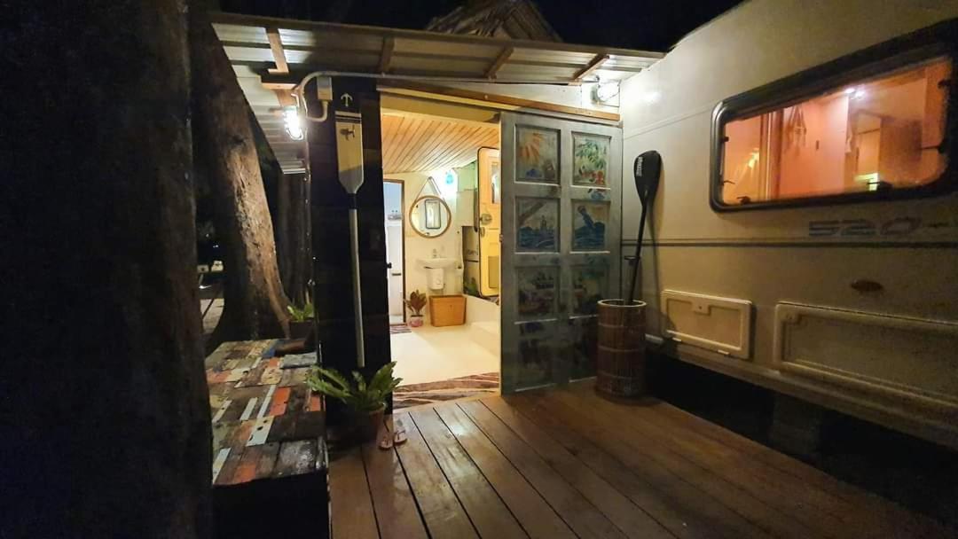 Maliblues Bed & Art Gallery Chumphon Buitenkant foto