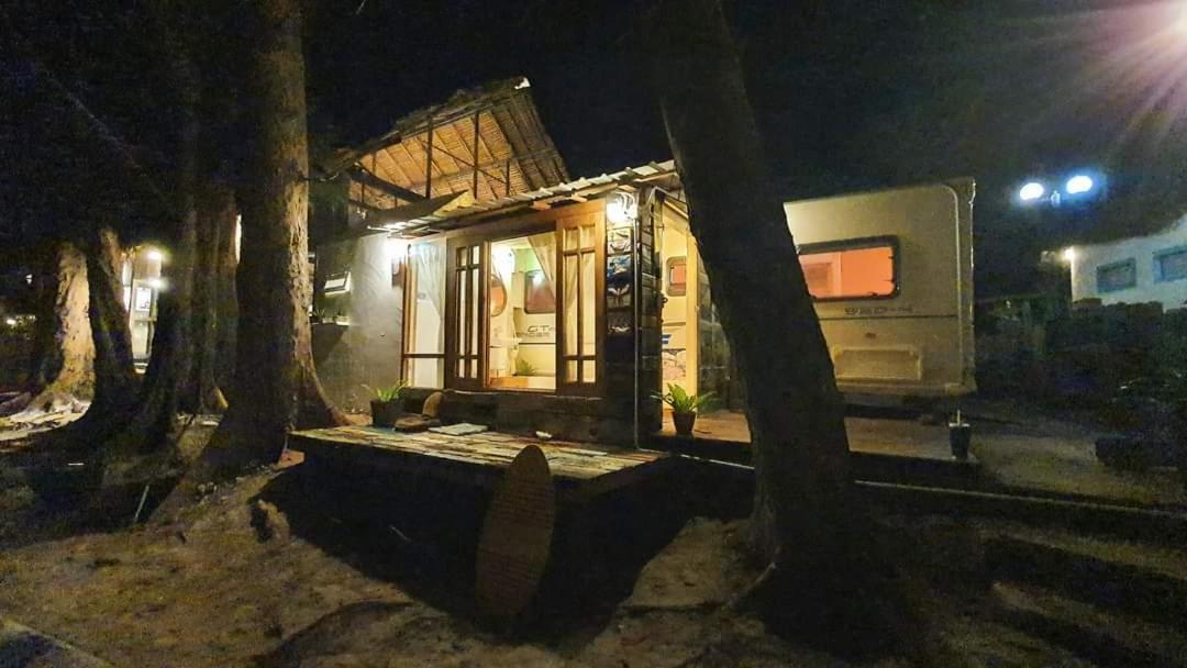 Maliblues Bed & Art Gallery Chumphon Buitenkant foto