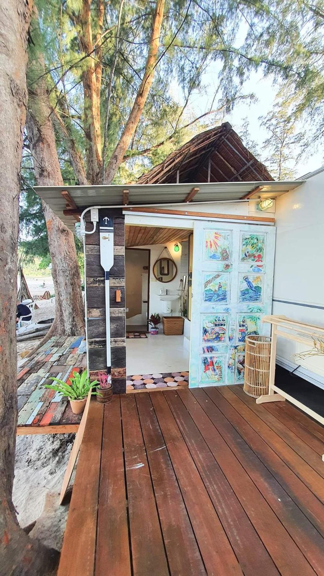 Maliblues Bed & Art Gallery Chumphon Buitenkant foto
