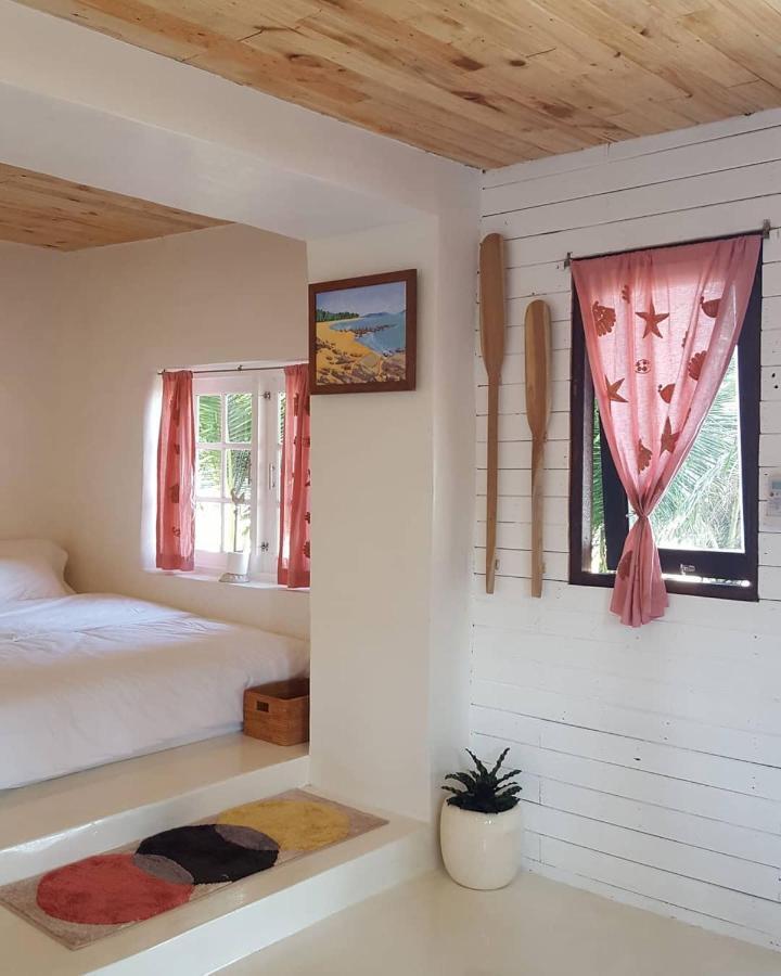 Maliblues Bed & Art Gallery Chumphon Buitenkant foto