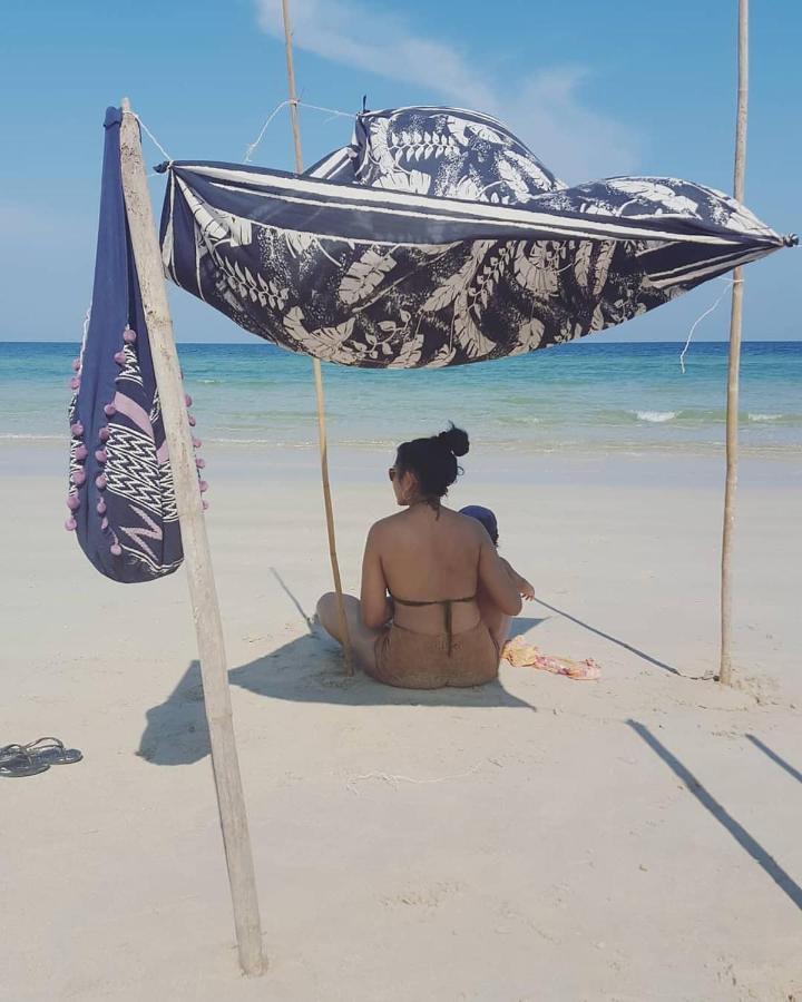 Maliblues Bed & Art Gallery Chumphon Buitenkant foto